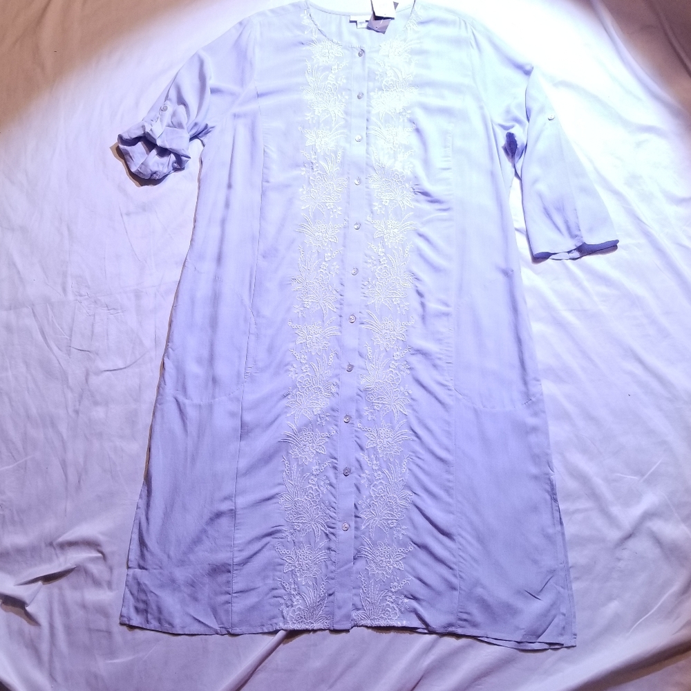 J. Jill light blue Duster Tunic w/floral Embroidery 🪞 - Picture 2 of 12